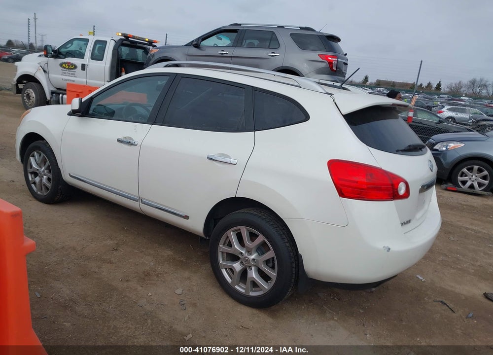 2012 NISSAN ROGUE SV W/SL PKG VIN: JN8AS5MT4CW287168