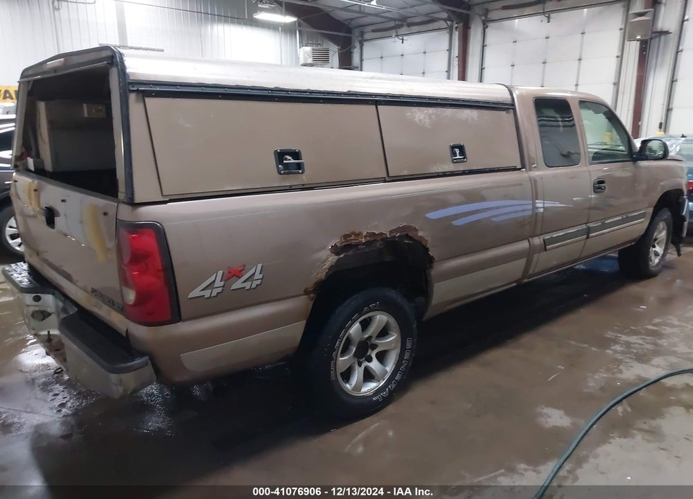 2005 CHEVROLET SILVERADO 1500 LS VIN: 1GCEK19Z25E230365