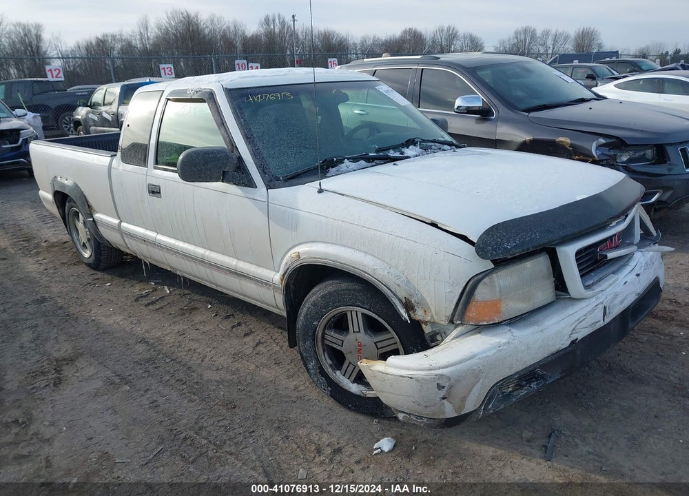 2000 GMC SONOMA SLS VIN: 1GTCS19W1Y8120987