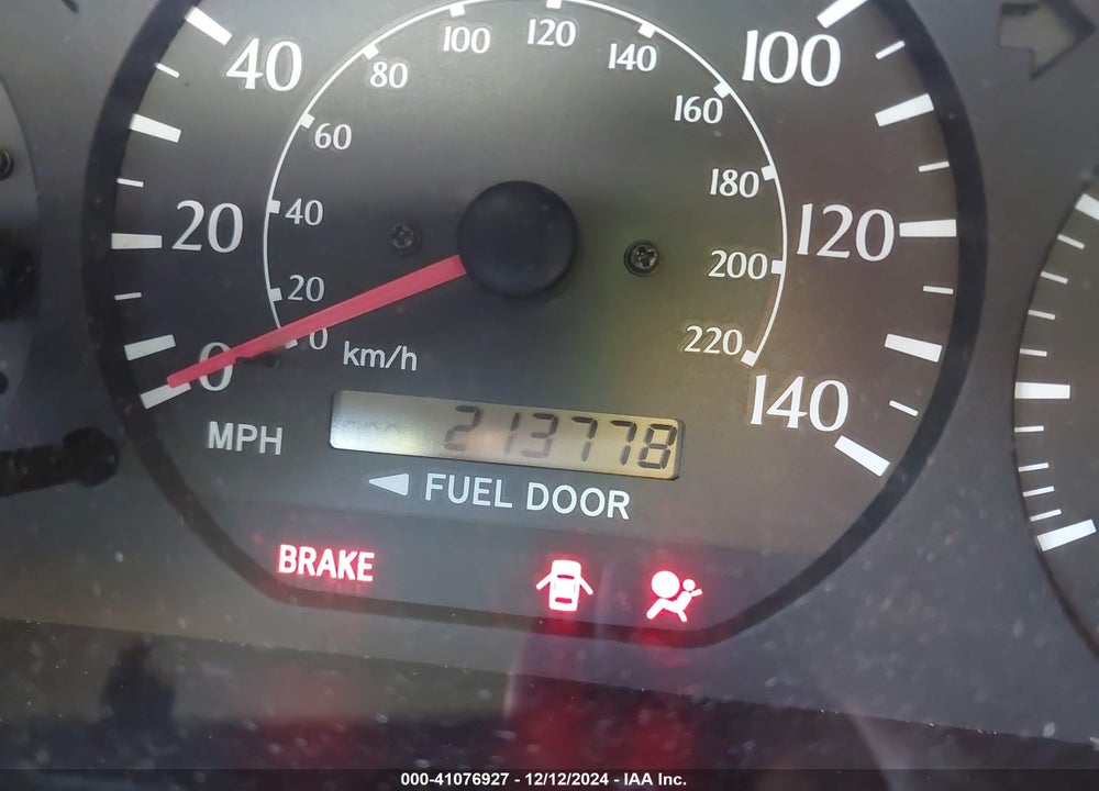 2002 TOYOTA CAMRY SOLARA SE VIN: 2T1CE22PX2C009009