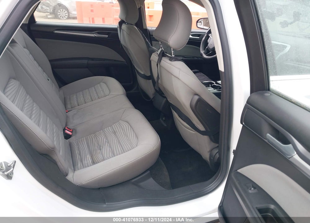 2016 FORD FUSION S VIN: 3FA6P0G74GR239219