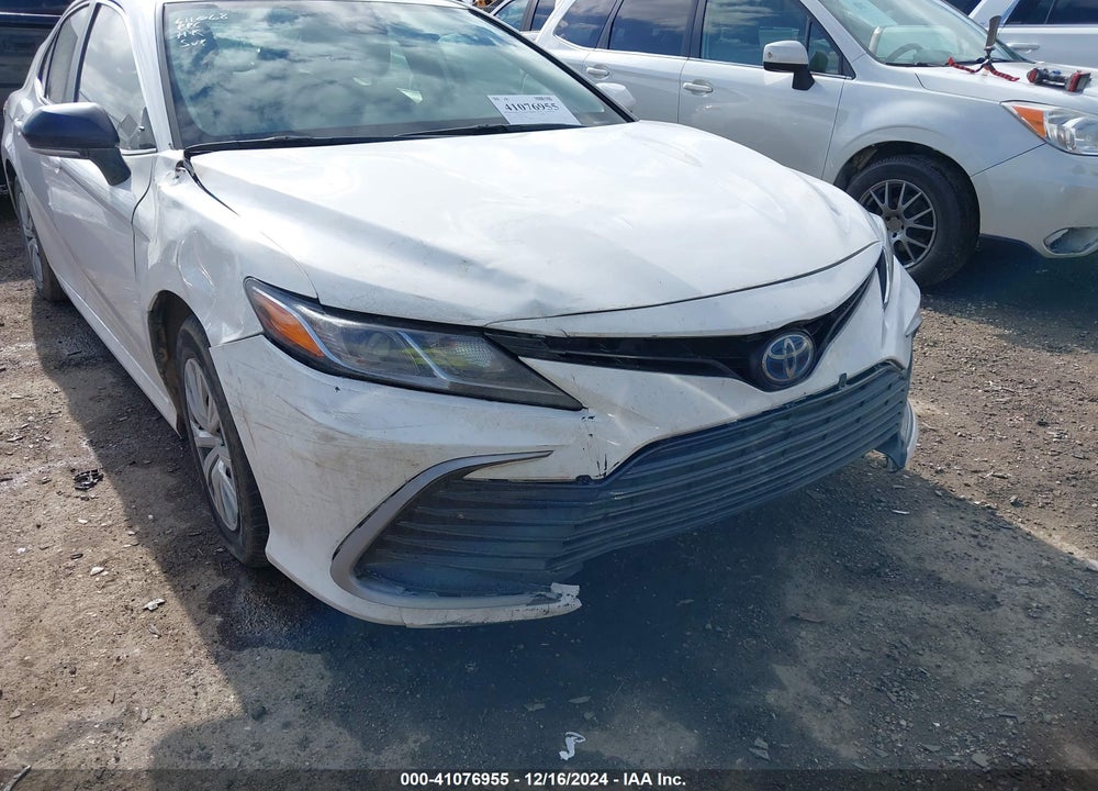 2023 TOYOTA CAMRY LE HYBRID VIN: 4T1C31AK7PU611068