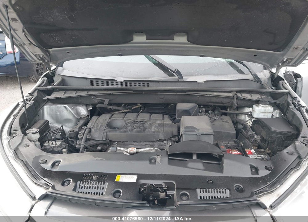 2019 TOYOTA HIGHLANDER LE VIN: 5TDZARFH7KS052716