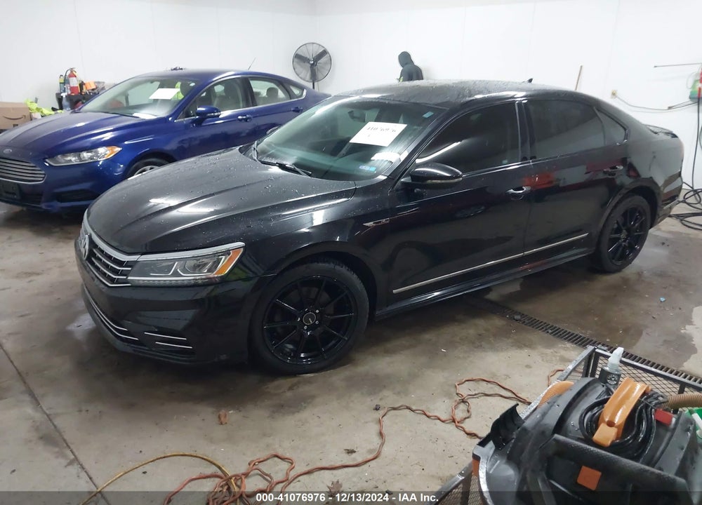 2017 VOLKSWAGEN PASSAT 1.8T R-LINE VIN: 1VWDT7A30HC083897