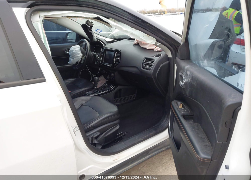 2018 JEEP COMPASS LIMITED 4X4 VIN: 3C4NJDCBXJT176307