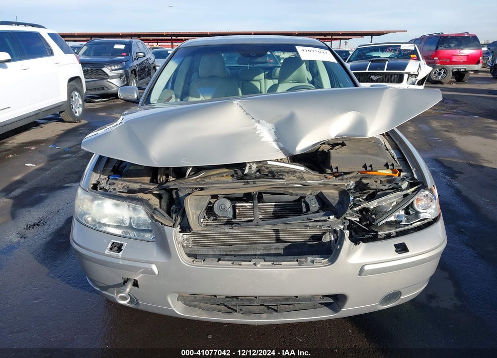 2005 VOLVO S60 2.5T VIN: YV1RS592052442463