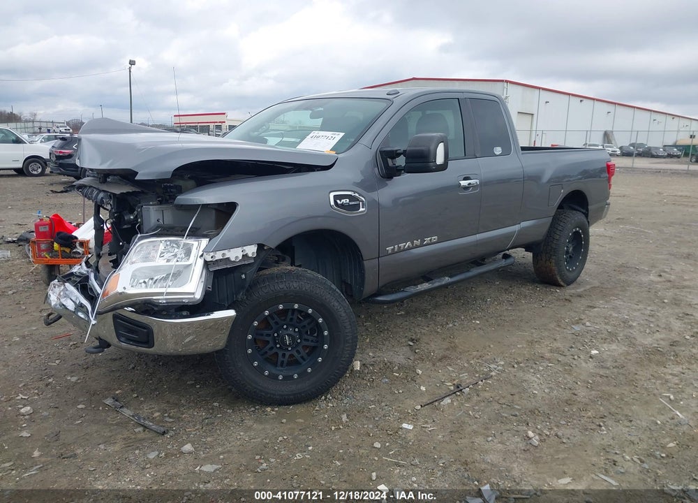 2018 NISSAN TITAN XD SV GAS VIN: 1N6AA1C37JN505015