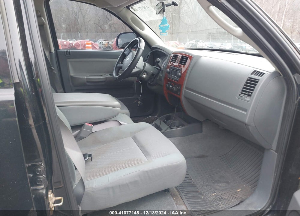 2005 DODGE DAKOTA SLT VIN: 1D7HW48N85S296444