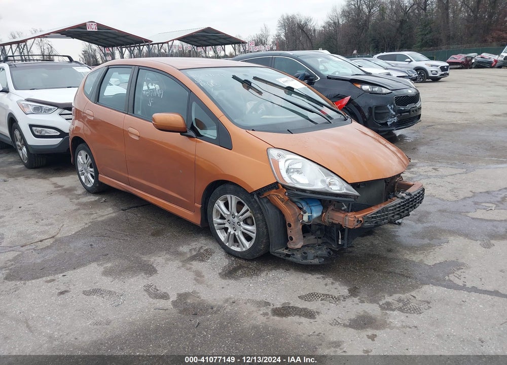 2011 HONDA FIT SPORT VIN: JHMGE8H58BS008691