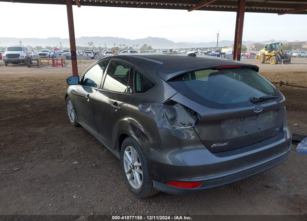 2015 FORD FOCUS SE VIN: 1FADP3K29FL326390
