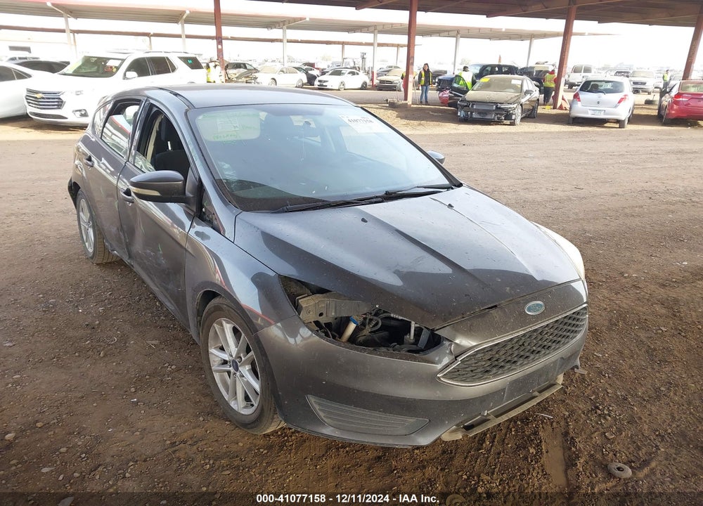 2015 FORD FOCUS SE VIN: 1FADP3K29FL326390