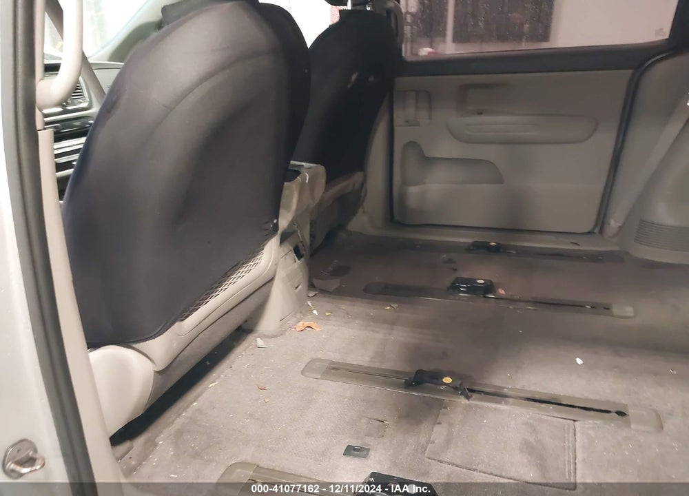 2016 KIA SEDONA L VIN: KNDMA5C1XG6111579