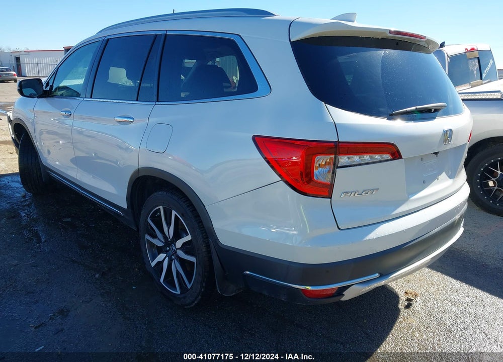 2021 HONDA PILOT 2WD TOURING 8 PASSENGER VIN: 5FNYF5H95MB014159