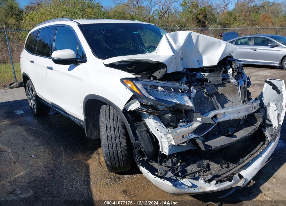 2021 HONDA PILOT 2WD TOURING 8 PASSENGER VIN: 5FNYF5H95MB014159