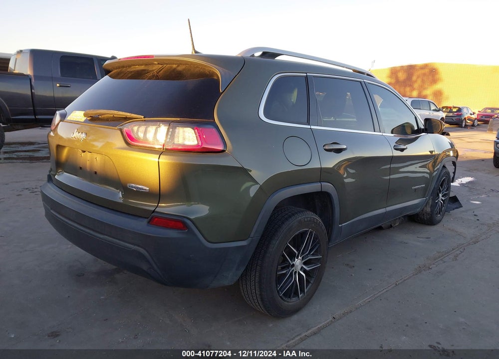 2019 JEEP CHEROKEE LATITUDE VIN: 1C4PJLCB1KD265483