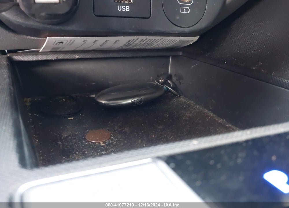 2024 HYUNDAI ELANTRA VIN: KMHLM4DG0RU640520