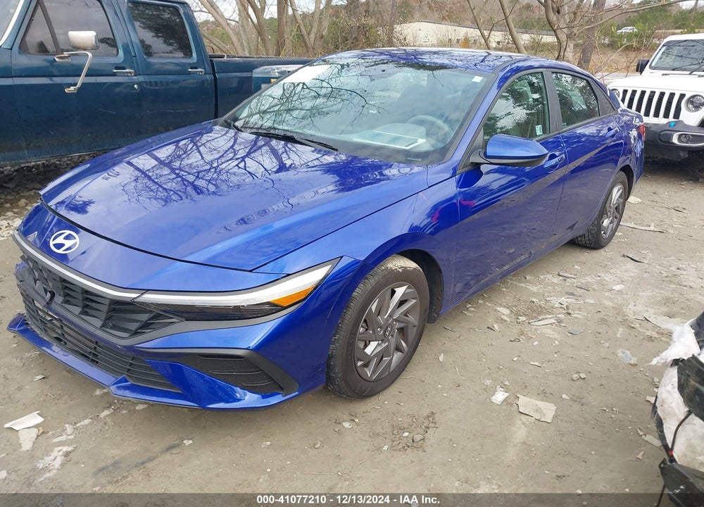 2024 HYUNDAI ELANTRA VIN: KMHLM4DG0RU640520