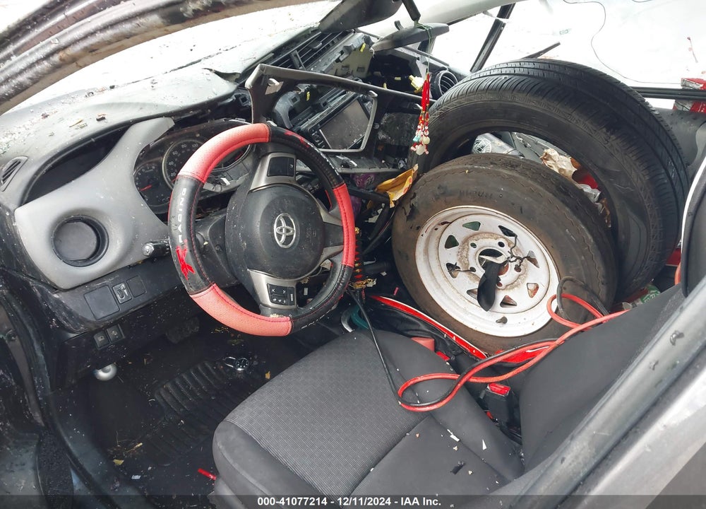2017 TOYOTA YARIS VIN: VNKKTUD38HA079149