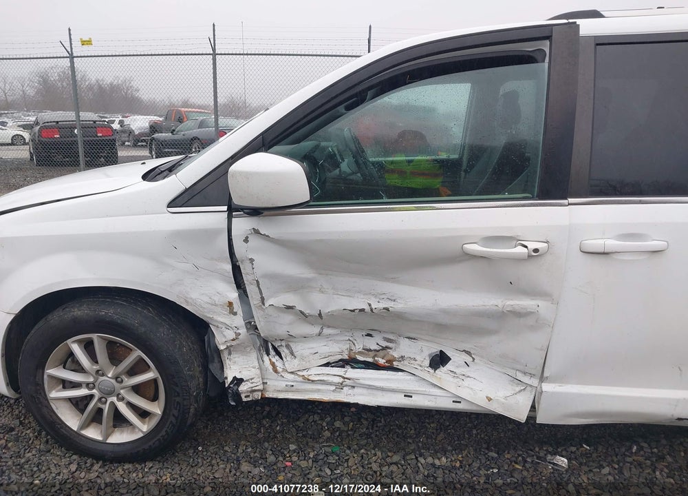 2019 DODGE GRAND CARAVAN SXT VIN: 2C4RDGCG1KR748312