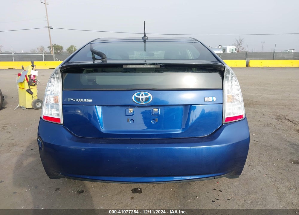 2011 TOYOTA PRIUS THREE VIN: JTDKN3DUXB0267903