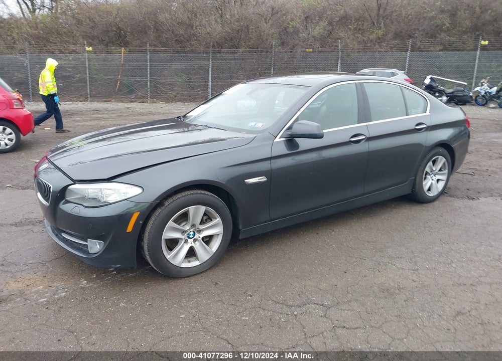 2013 BMW 528I XDRIVE VIN: WBAXH5C54DD114543