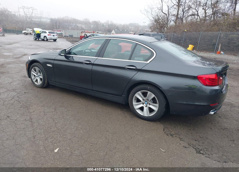 2013 BMW 528I XDRIVE VIN: WBAXH5C54DD114543