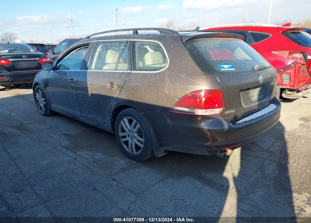 2012 VOLKSWAGEN JETTA SPORTWAGEN 2.0L TDI VIN: 3VWML7AJ3CM684517