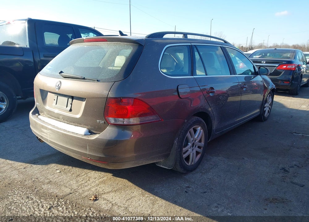 2012 VOLKSWAGEN JETTA SPORTWAGEN 2.0L TDI VIN: 3VWML7AJ3CM684517