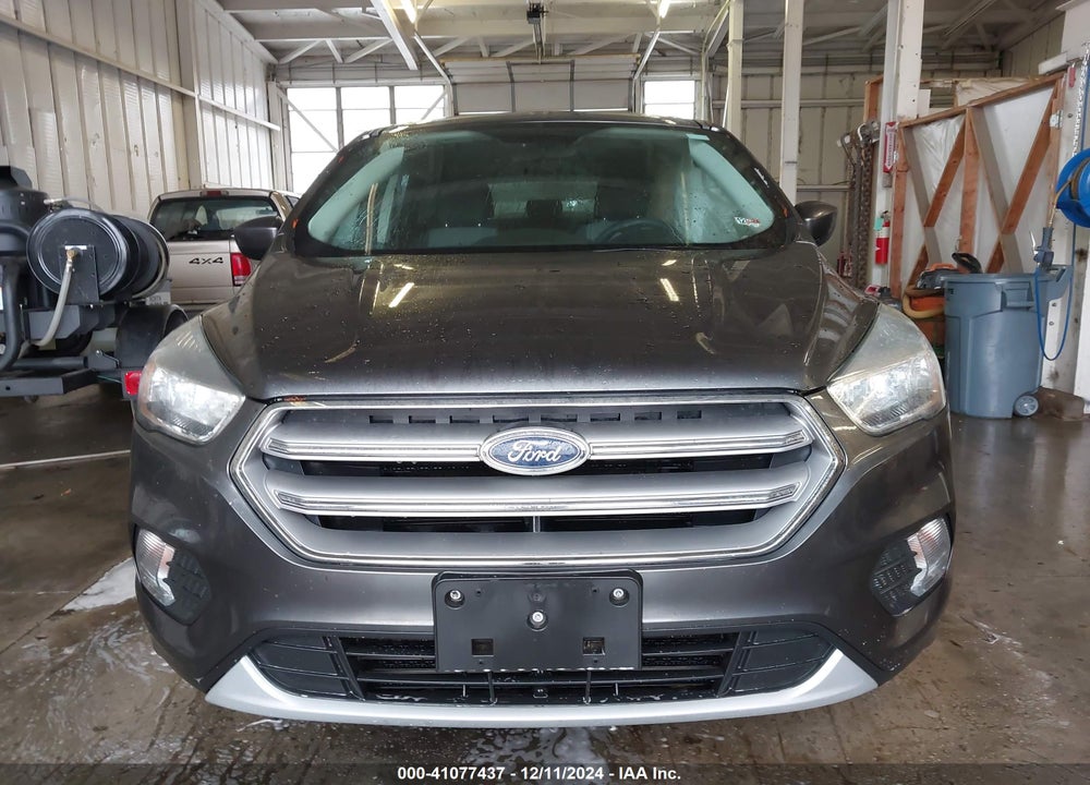 2017 FORD ESCAPE SE VIN: 1FMCU9G99HUD37888