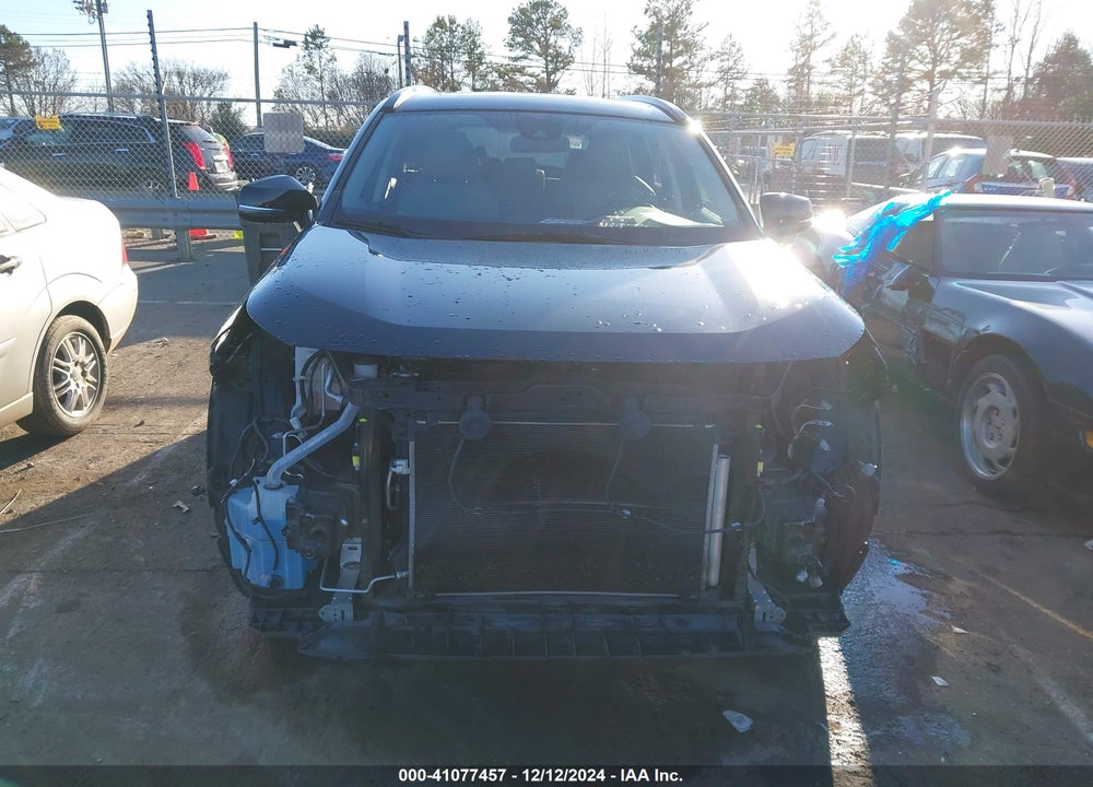 2019 TOYOTA RAV4 XLE PREMIUM VIN: JTMC1RFV7KD003880