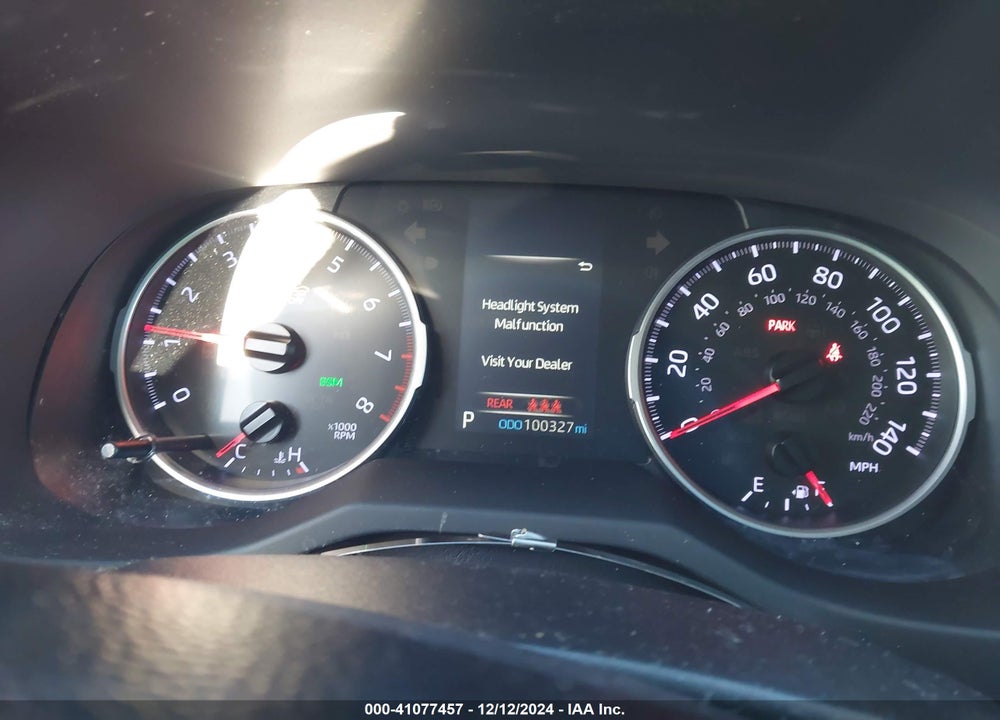 2019 TOYOTA RAV4 XLE PREMIUM VIN: JTMC1RFV7KD003880