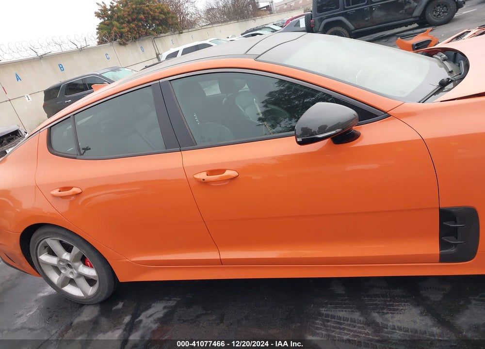 2019 KIA STINGER GTS VIN: KNAE35LC1K6071057