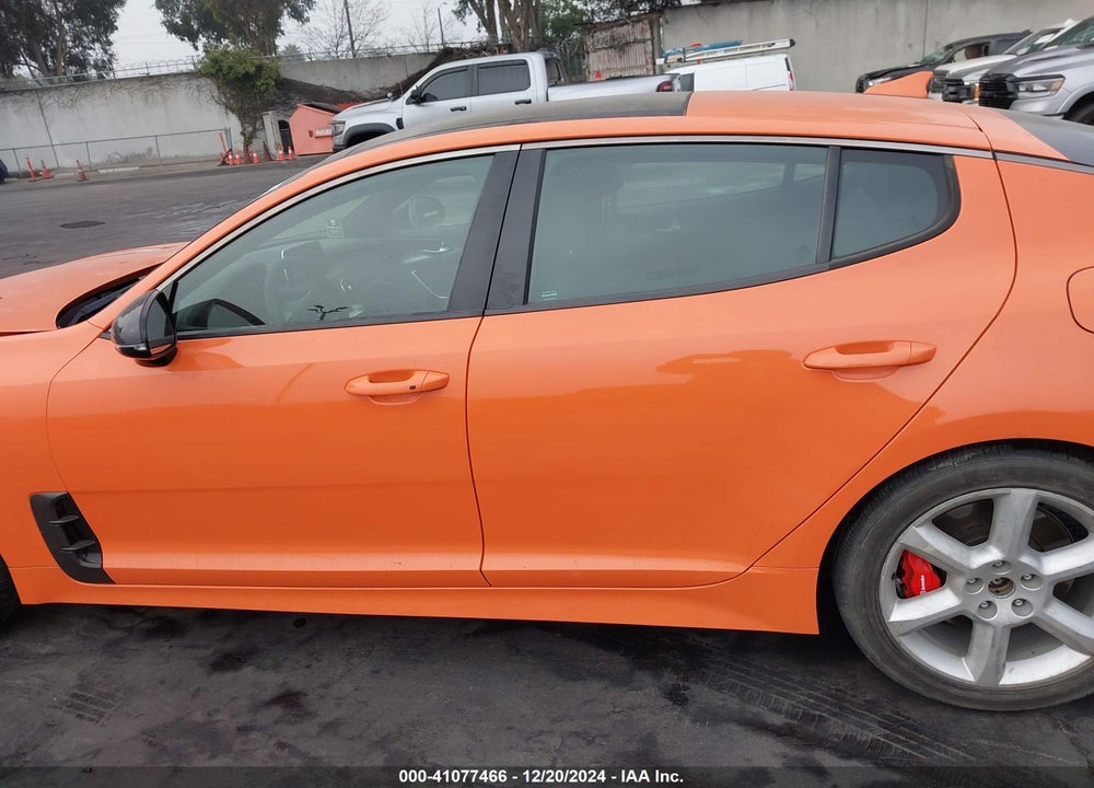 2019 KIA STINGER GTS VIN: KNAE35LC1K6071057