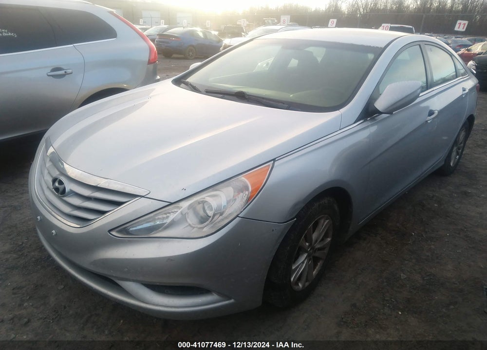 2013 HYUNDAI SONATA GLS VIN: 5NPEB4AC2DH752226