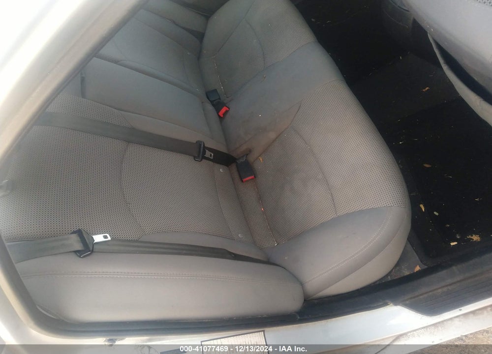 2013 HYUNDAI SONATA GLS VIN: 5NPEB4AC2DH752226