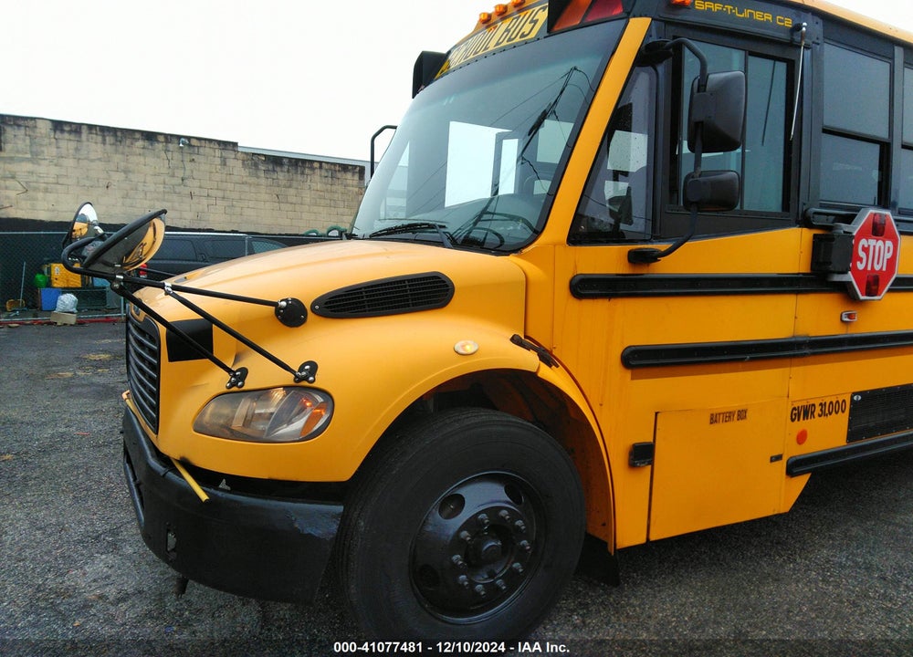 2007 FREIGHTLINER CHASSIS B2B VIN: 4UZABRDC97CW15268