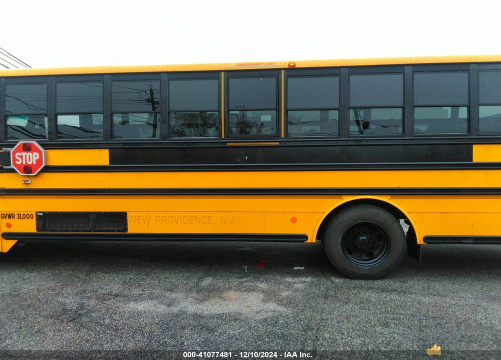 2007 FREIGHTLINER CHASSIS B2B VIN: 4UZABRDC97CW15268