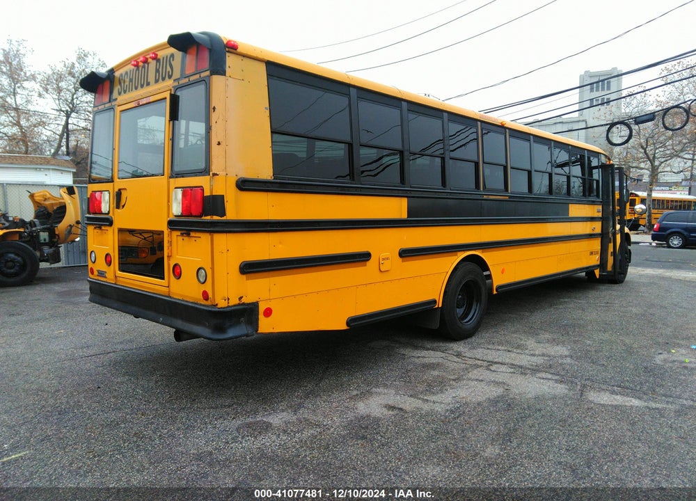 2007 FREIGHTLINER CHASSIS B2B VIN: 4UZABRDC97CW15268