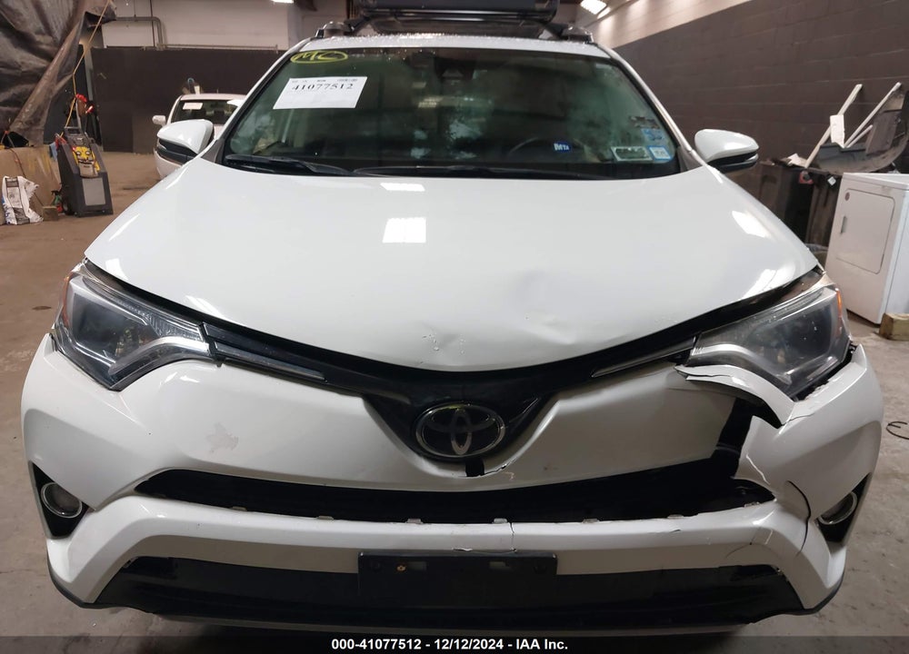 2017 TOYOTA RAV4 XLE VIN: JTMRFREV9HJ713712