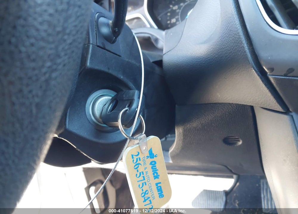 2017 FORD FOCUS SEL VIN: 1FADP3M29HL345778