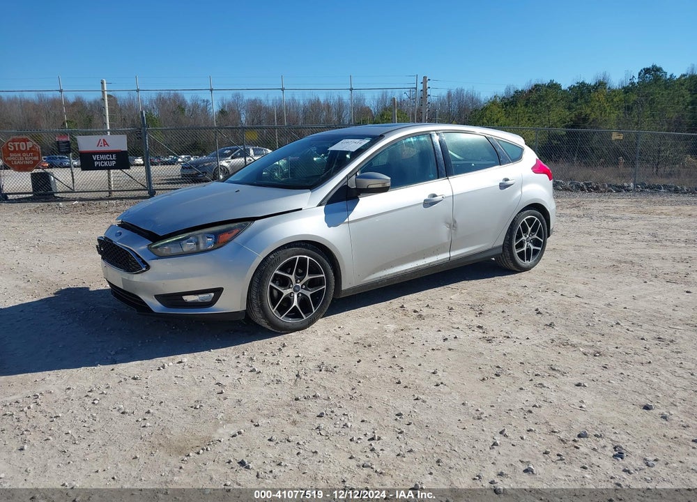2017 FORD FOCUS SEL VIN: 1FADP3M29HL345778