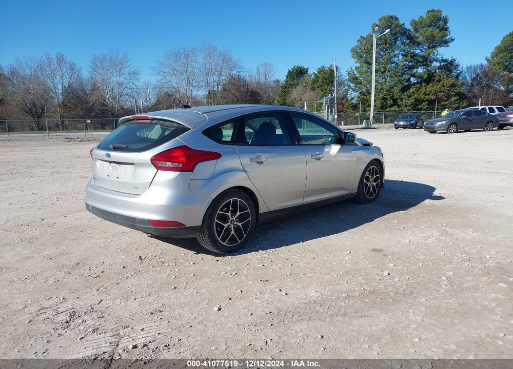 2017 FORD FOCUS SEL VIN: 1FADP3M29HL345778