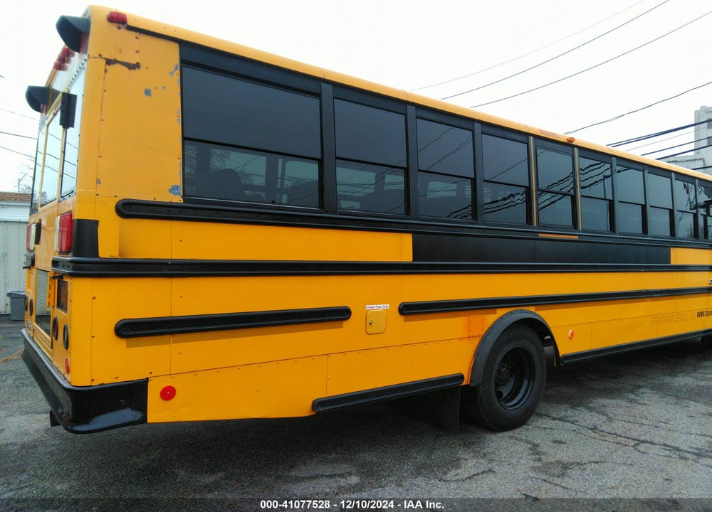 2006 FREIGHTLINER CHASSIS B2B VIN: 4UZABRDC66CU15981