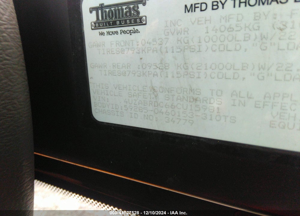 2006 FREIGHTLINER CHASSIS B2B VIN: 4UZABRDC66CU15981