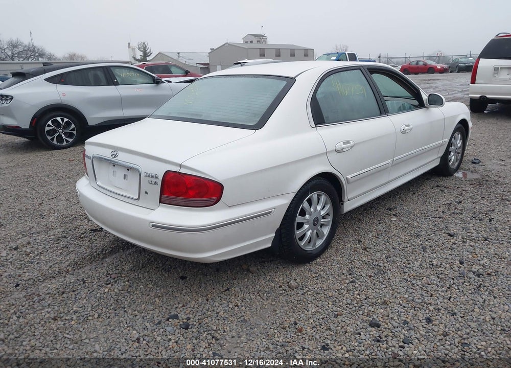 2003 HYUNDAI SONATA GLS/LX VIN: KMHWF35H83A831183