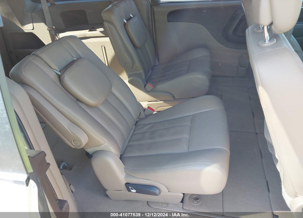 2015 CHRYSLER TOWN & COUNTRY TOURING VIN: 2C4RC1BG0FR644675