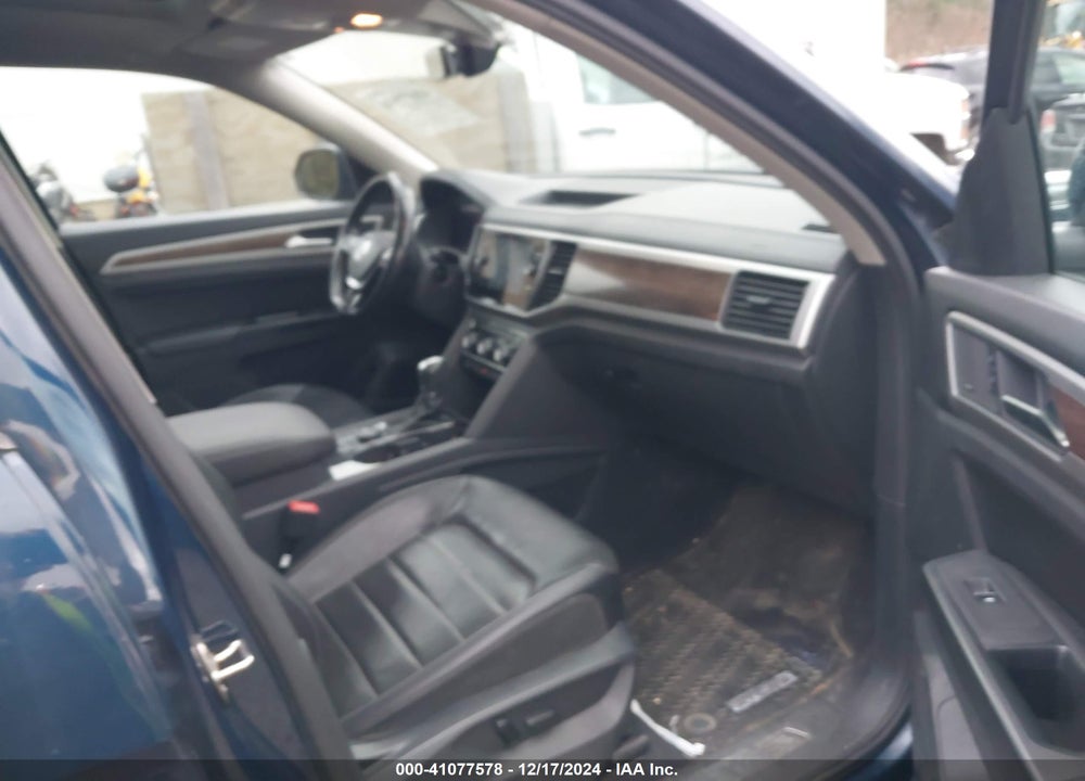 2018 VOLKSWAGEN ATLAS 3.6L V6 SEL PREMIUM VIN: 1V2NR2CA4JC550568