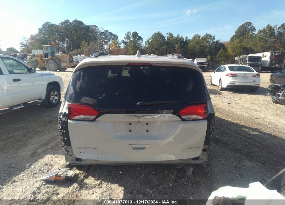 2020 CHRYSLER PACIFICA LIMITED VIN: 2C4RC1GG4LR127724