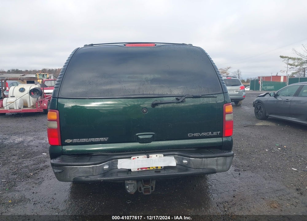 2001 CHEVROLET SUBURBAN 1500 LT VIN: 3GNFK16T31G174094