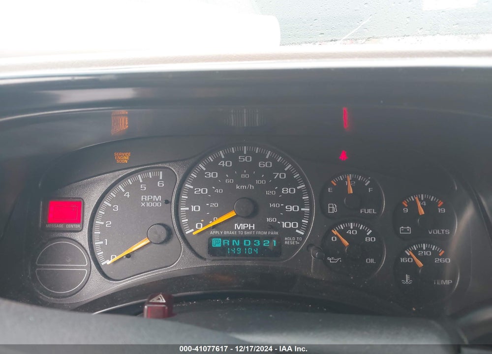 2001 CHEVROLET SUBURBAN 1500 LT VIN: 3GNFK16T31G174094